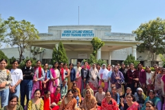 IDTR-Women-Driving-Training-4